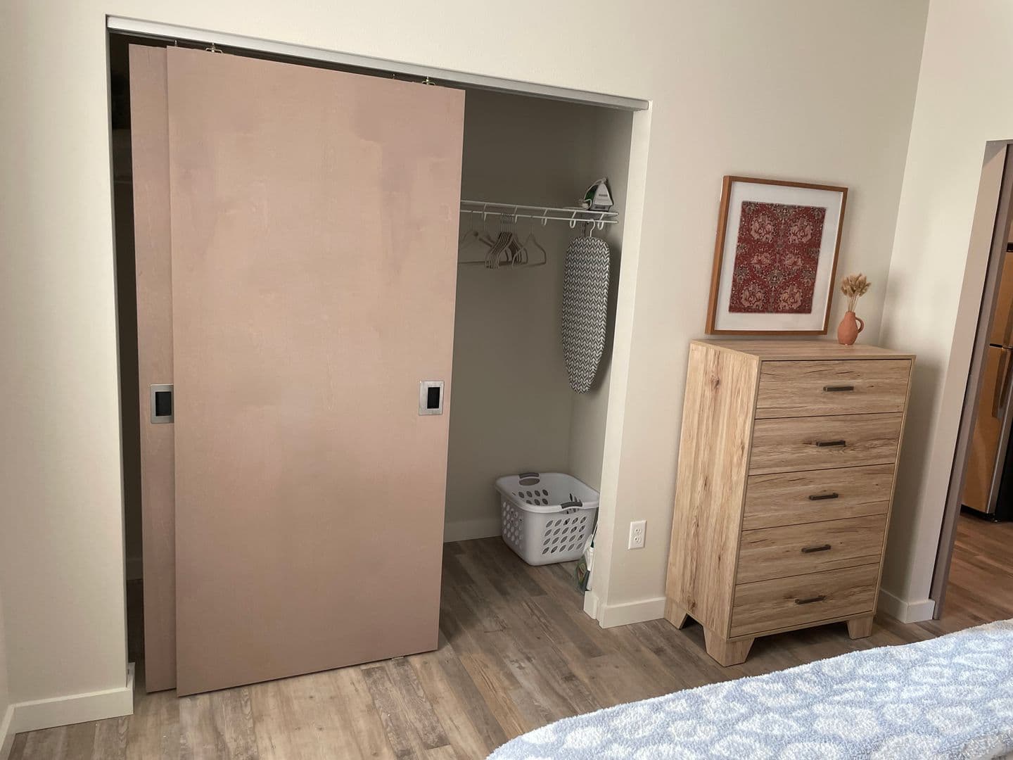 Decorah Apartment: 2336 Sweet Parkway Road