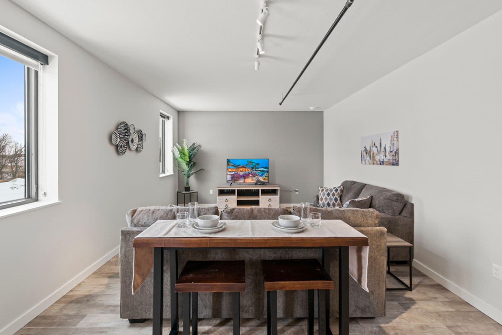Decorah Apartment: 2342 Sweet Parkway Road
