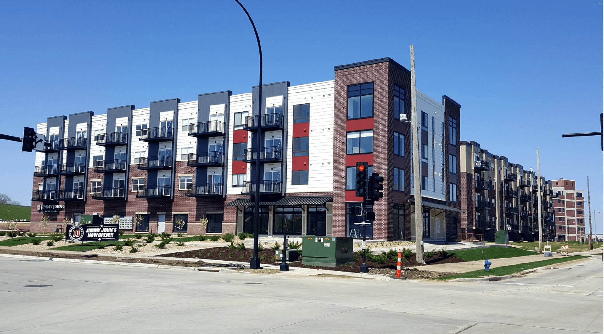 Waterloo Apartment: 21 W Jefferson Street