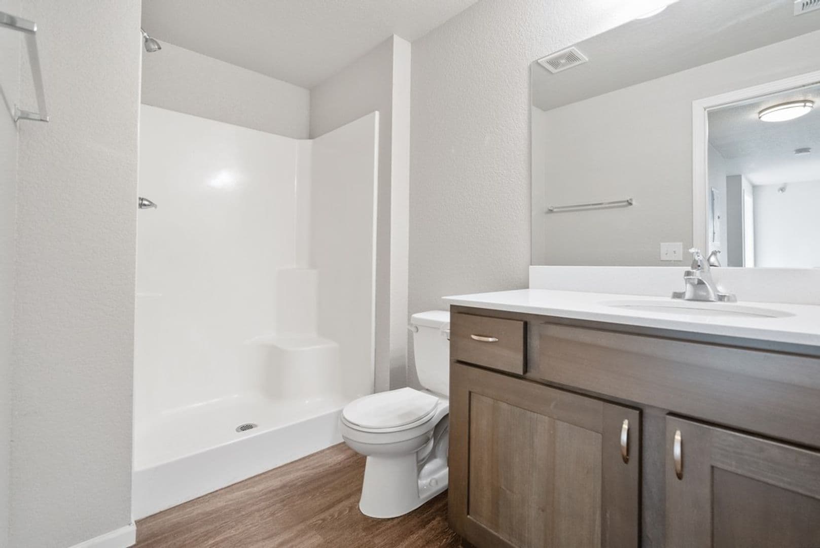 Cedar Falls Apartment: 2019 Olive St