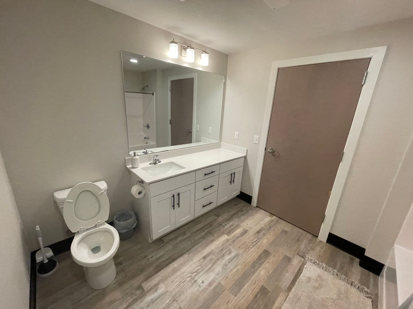 Decorah Apartment: 2336 Sweet Parkway Road