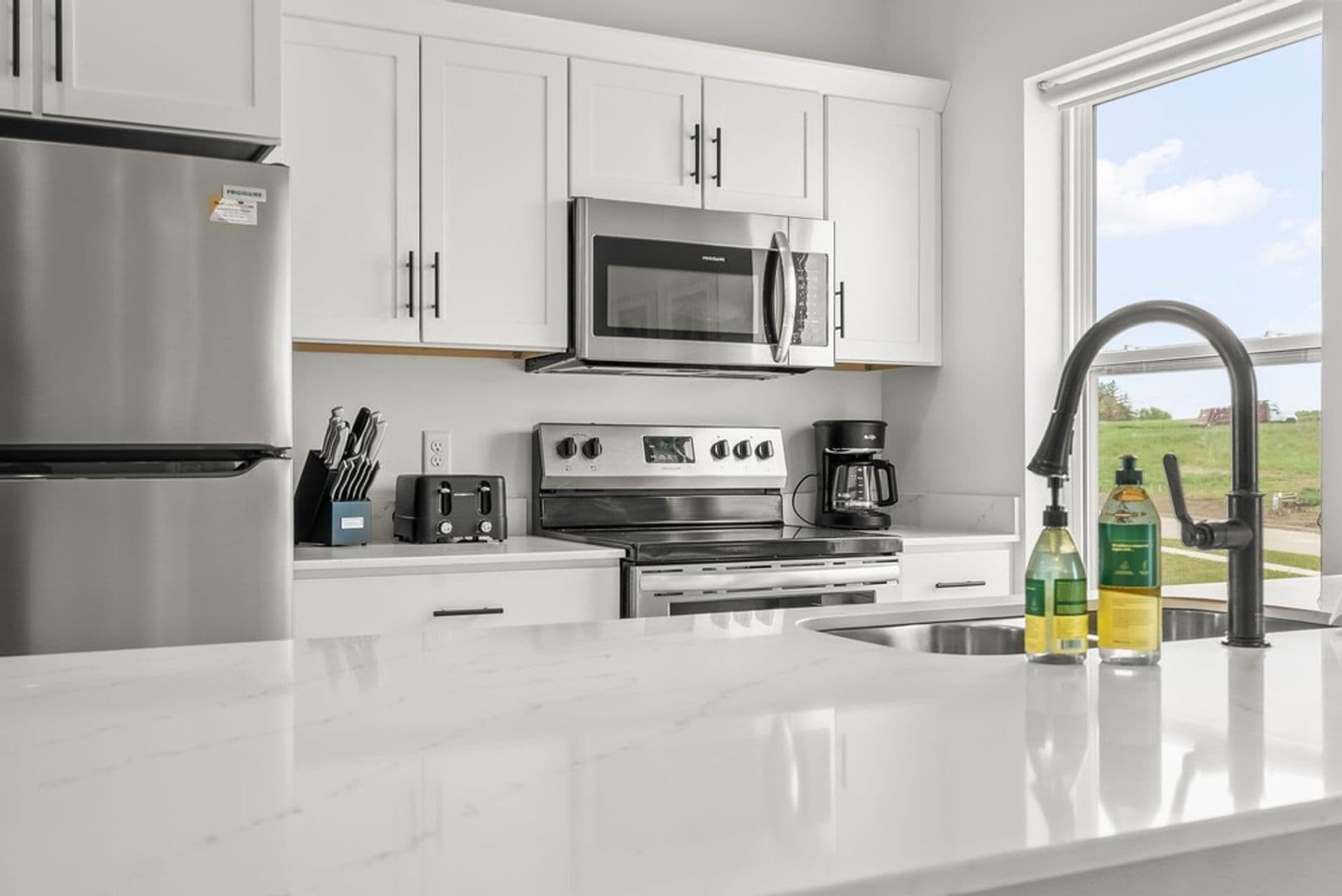 Cedar Falls Apartment: 402 Fast Ln