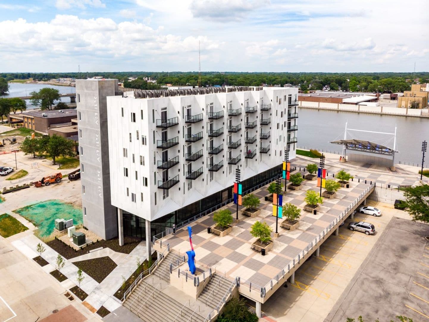 Waterloo Apartment: 335 Cedar Street