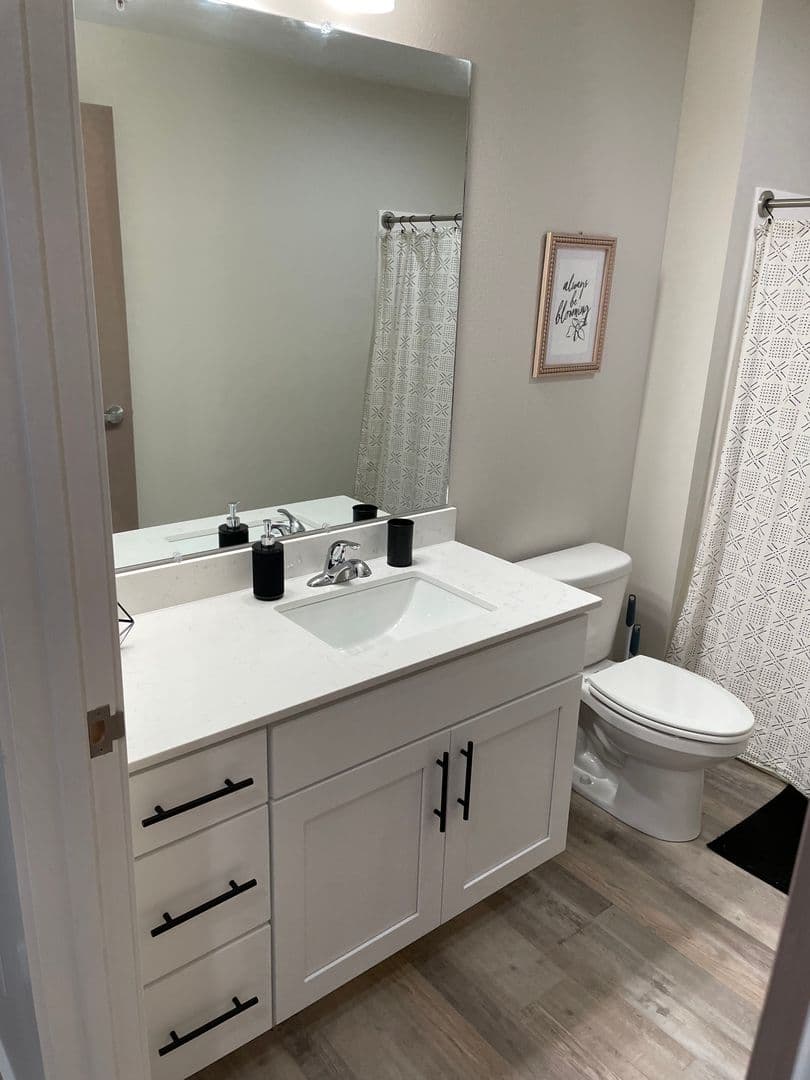 Decorah Apartment: 2336 Sweet Parkway Road