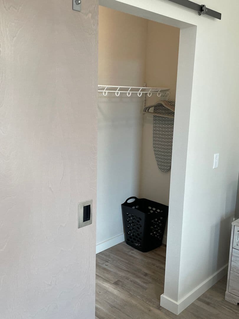 Decorah Apartment: 2336 Sweet Parkway Road
