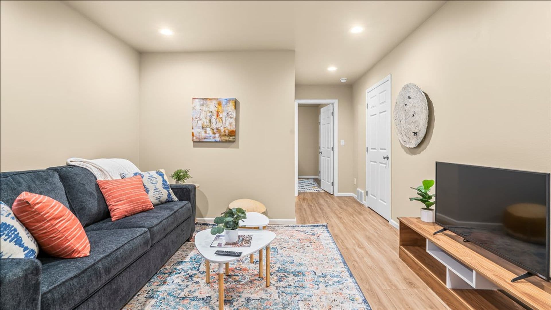 Waterloo Townhome: 105-187 Harvey Dr