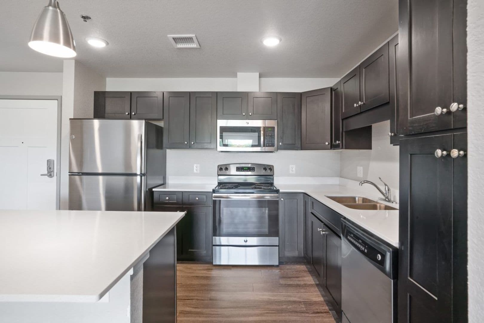 Waterloo Apartment: 45 W Jefferson Street