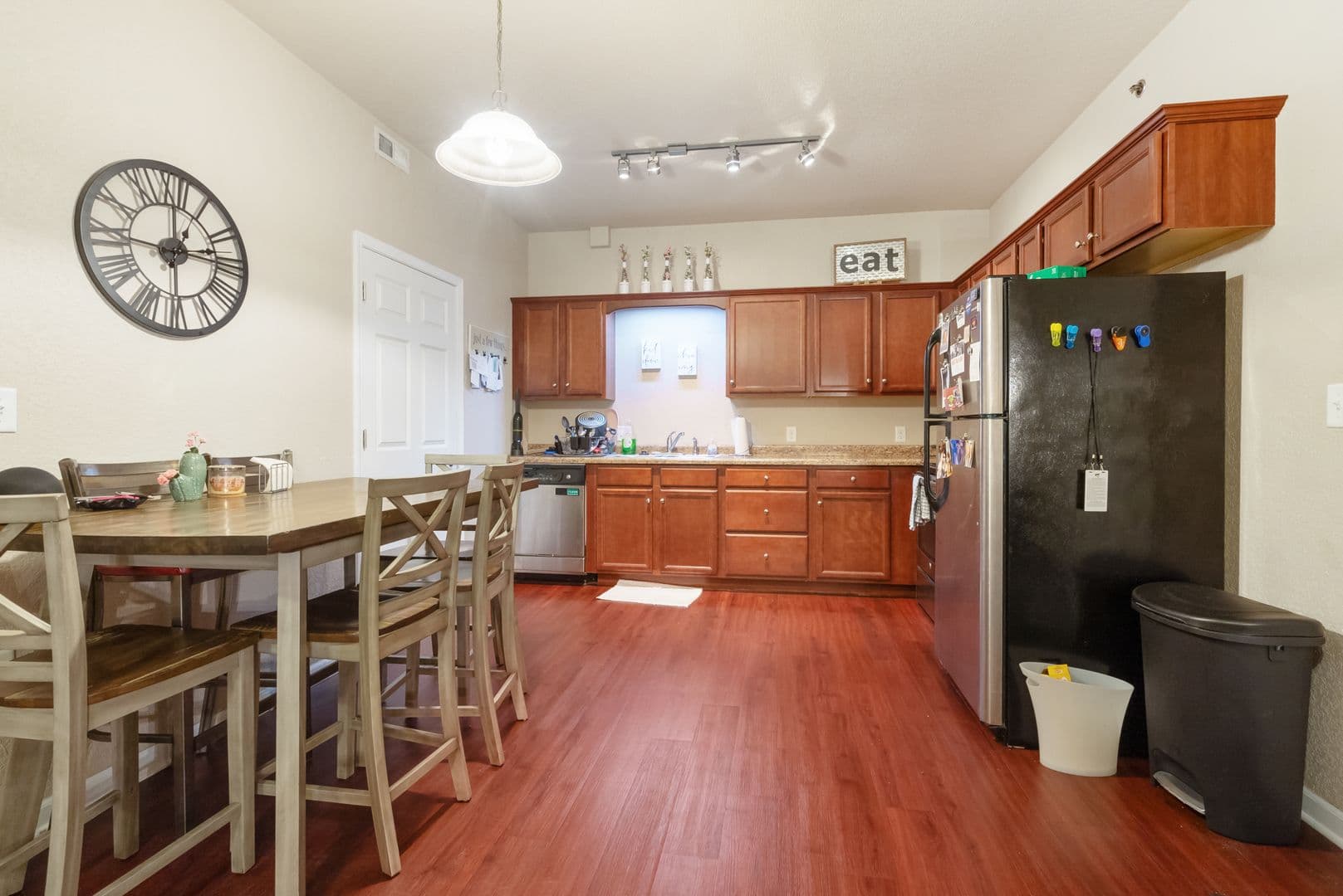 Cedar Falls Apartment: 2215 College St
