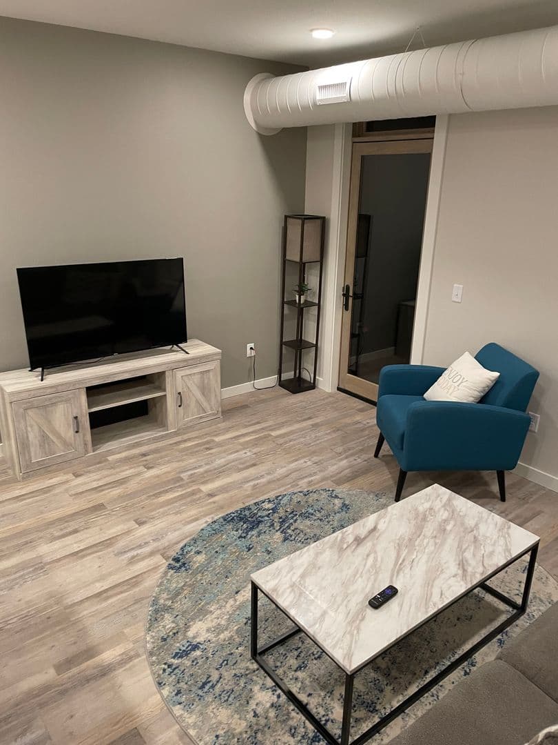 Decorah Apartment: 2336 Sweet Parkway Road