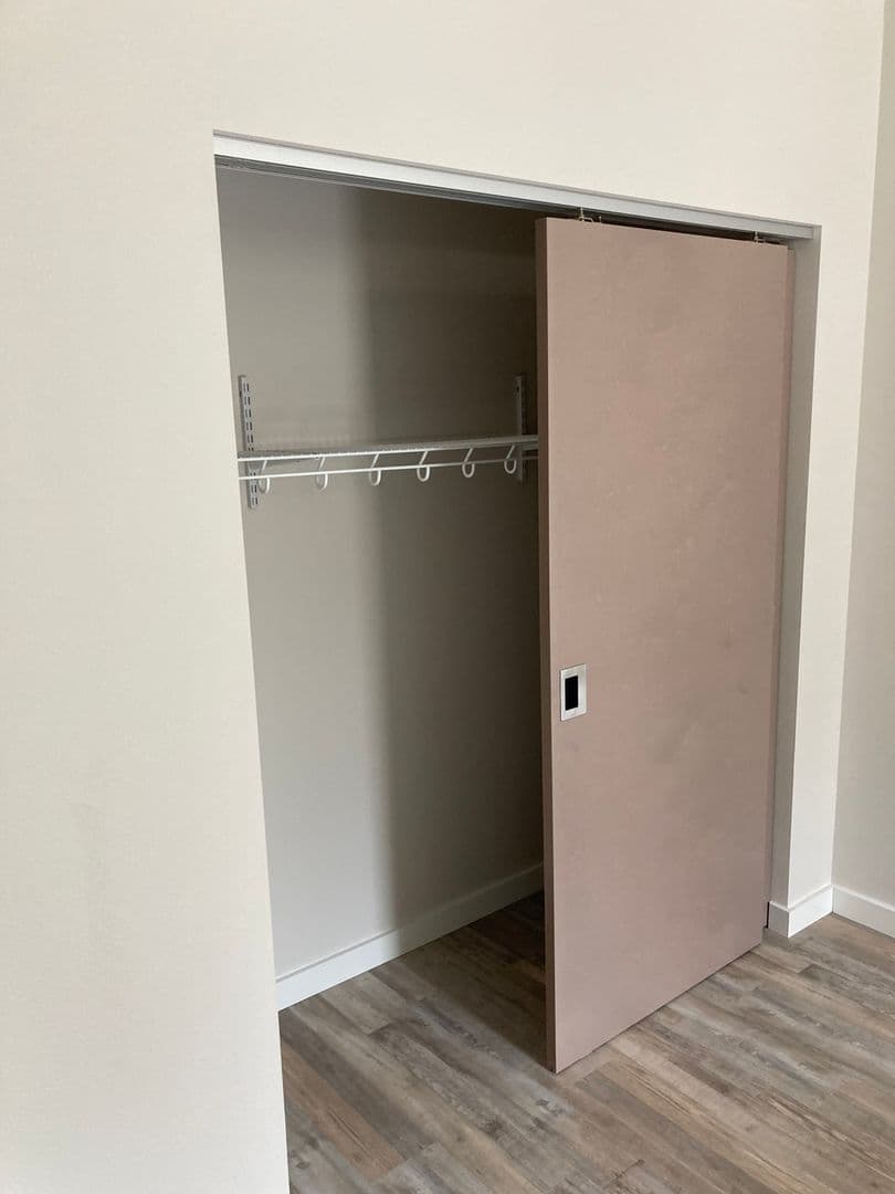 Decorah Apartment: 2336 Sweet Parkway Road
