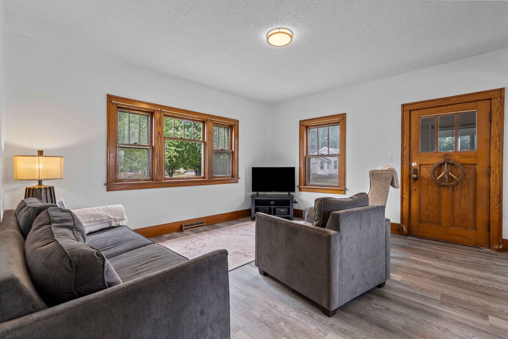 Cedar Falls House: 1621 Main St