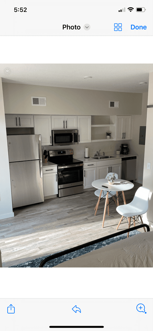 Decorah Apartment: 2336 Sweet Parkway Road