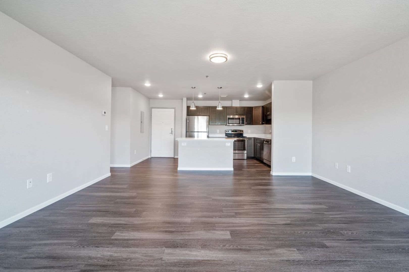 Waterloo Apartment: 45 W Jefferson Street