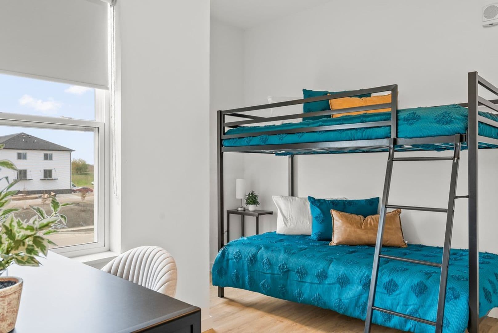 Cedar Falls Apartment: 402 Fast Ln
