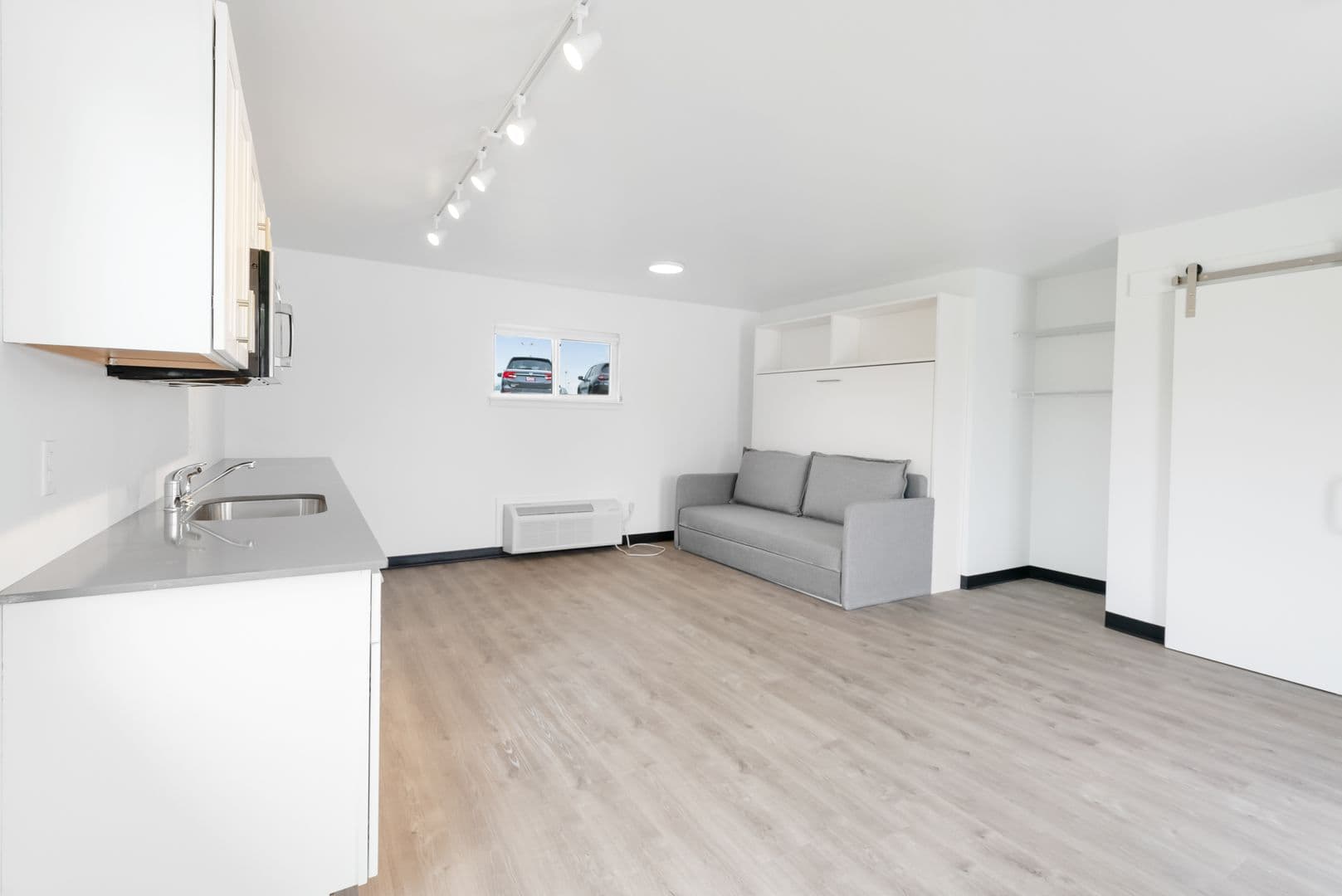 Cedar Falls Apartment: 4711 University Ave