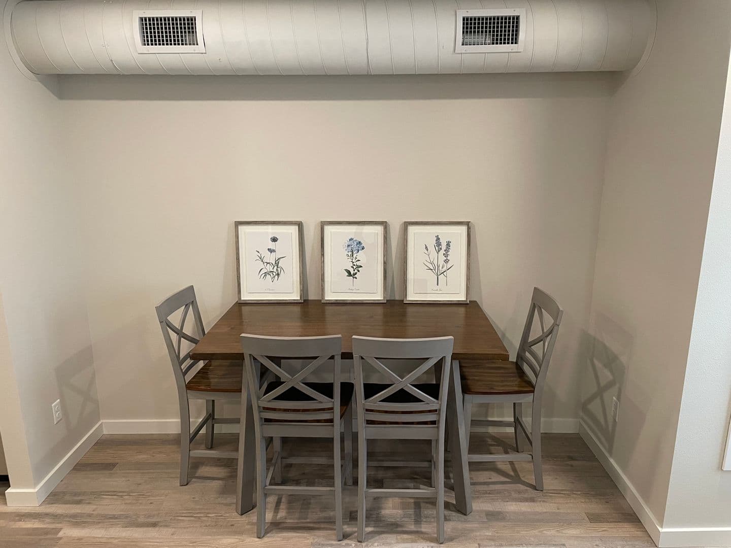 Decorah Apartment: 2336 Sweet Parkway Road