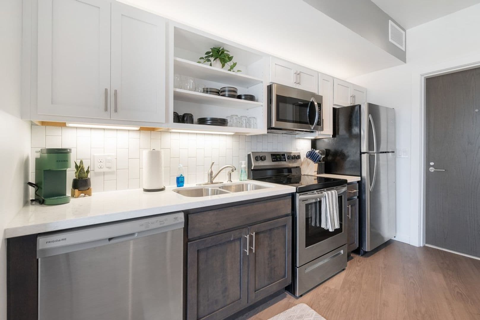 Waterloo Apartment: 335 Cedar Street