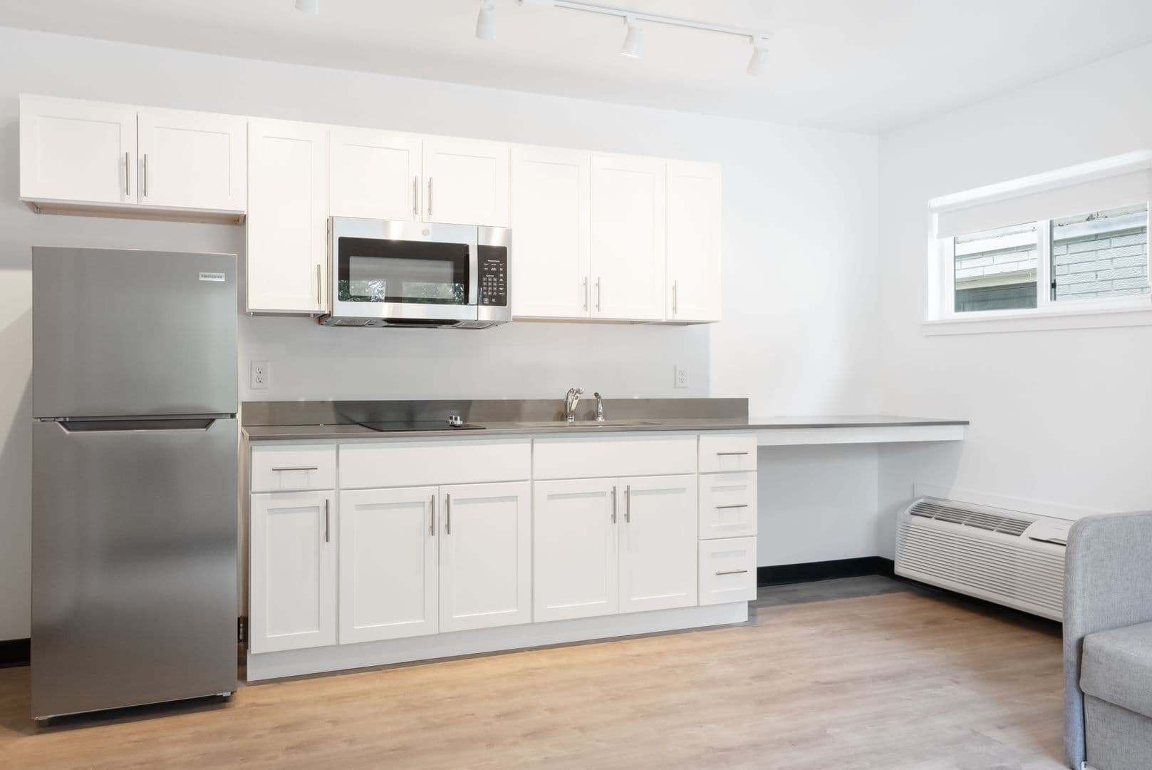 Cedar Falls Apartment: 4711 University Ave