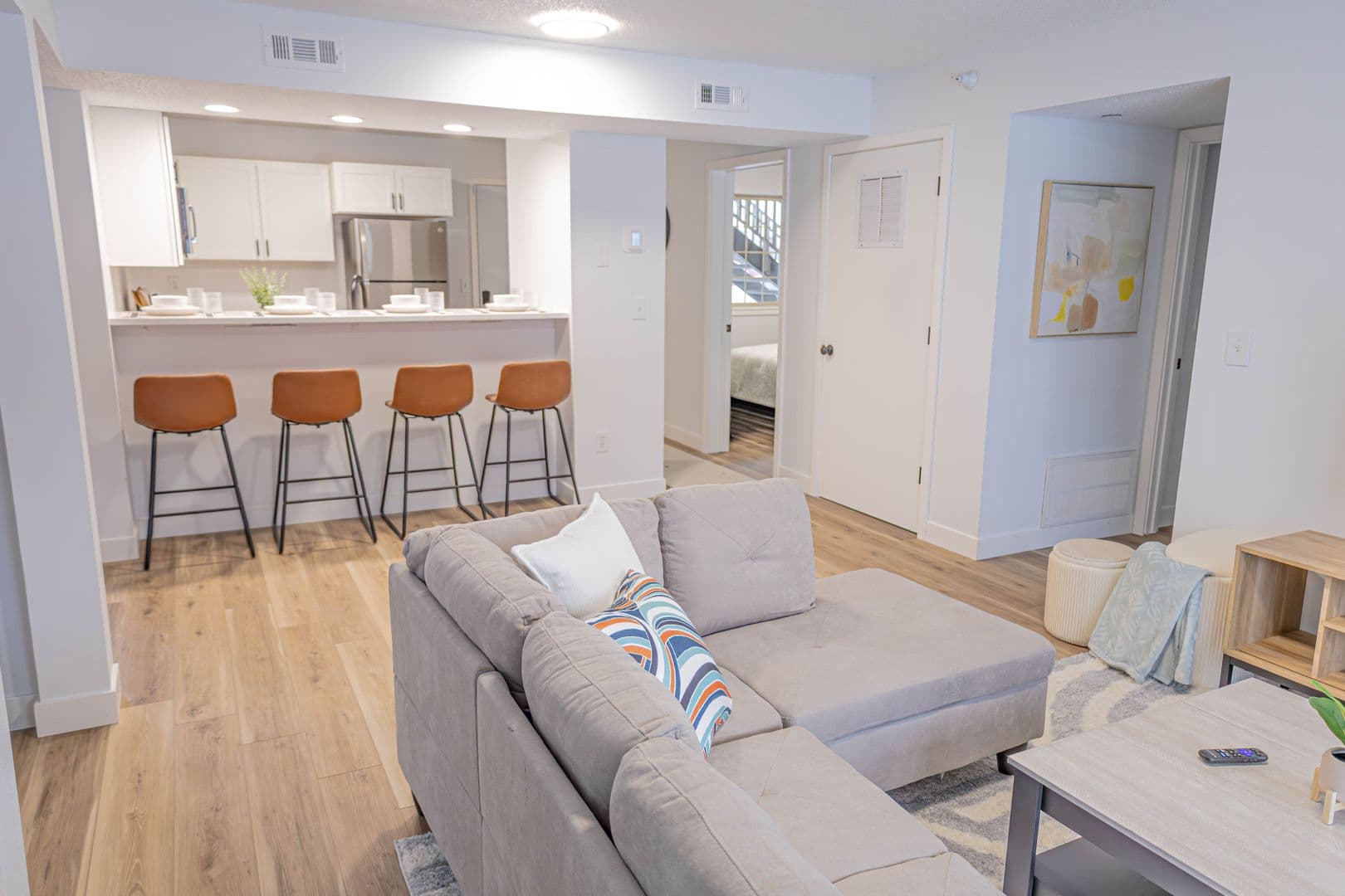 Waterloo Apartment: 6025 Donegal Cir