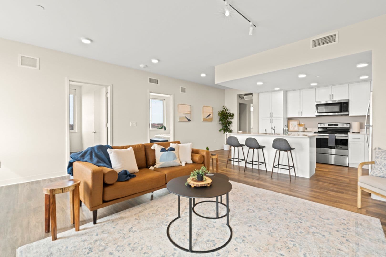 Cedar Falls Apartment: 825 Bluegrass Cir