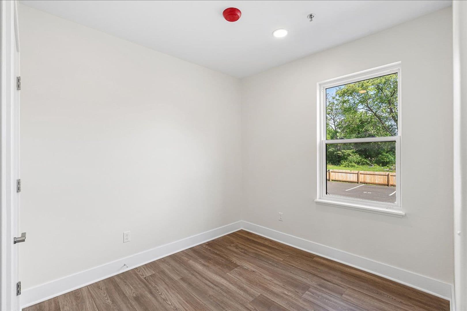 Detroit Apartment: 4735 Rohns