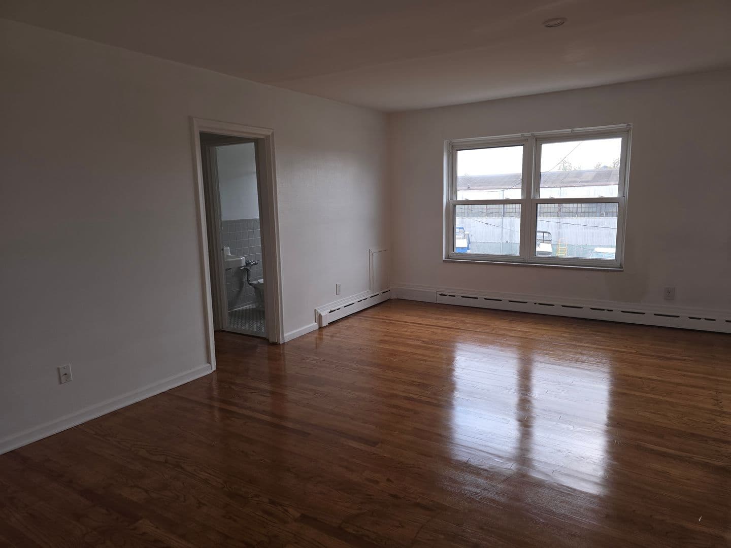 Detroit Apartment: 550 Parkview
