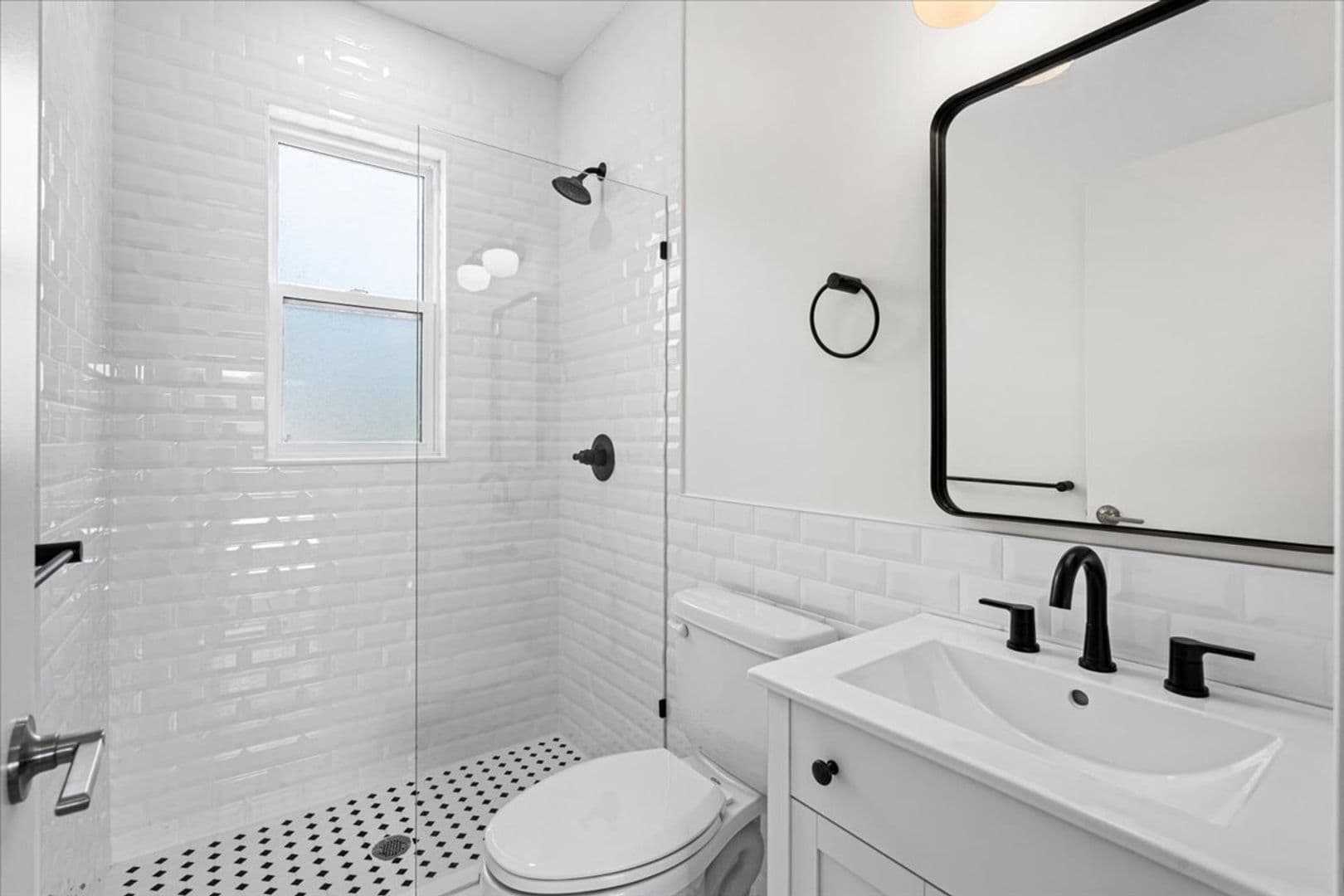 Detroit Apartment: 4735 Rohns