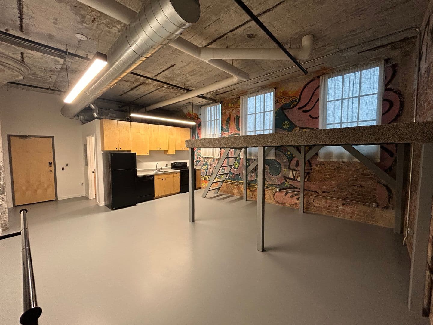 Detroit Apartment: 1331 Holden St.