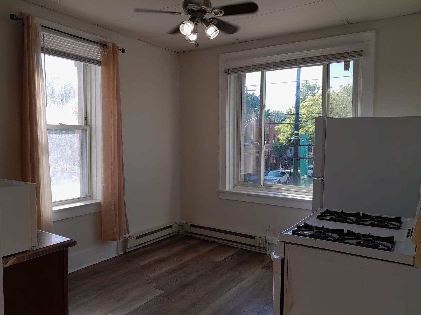 Grosse Pointe Park Apartment: 1178 Beaconsfield Ave