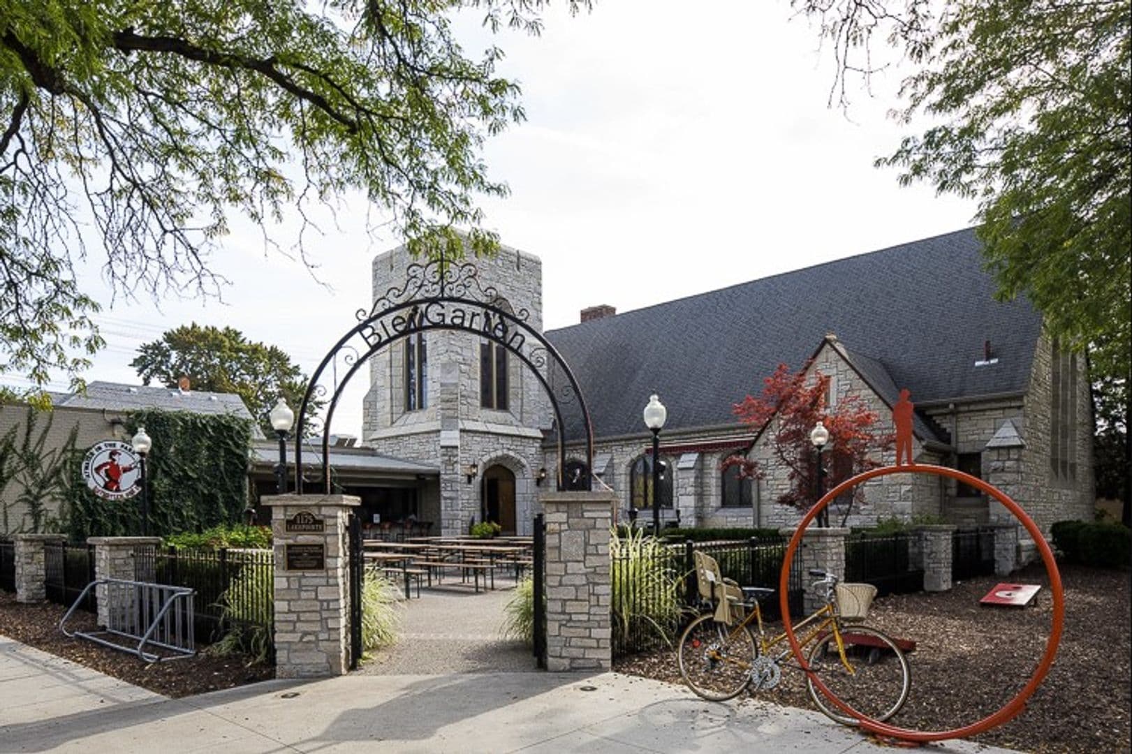 Grosse Pointe Park Apartment: 1178 Beaconsfield Ave