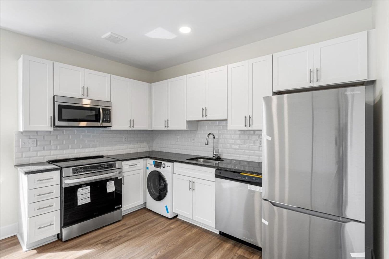 Detroit Apartment: 4735 Rohns