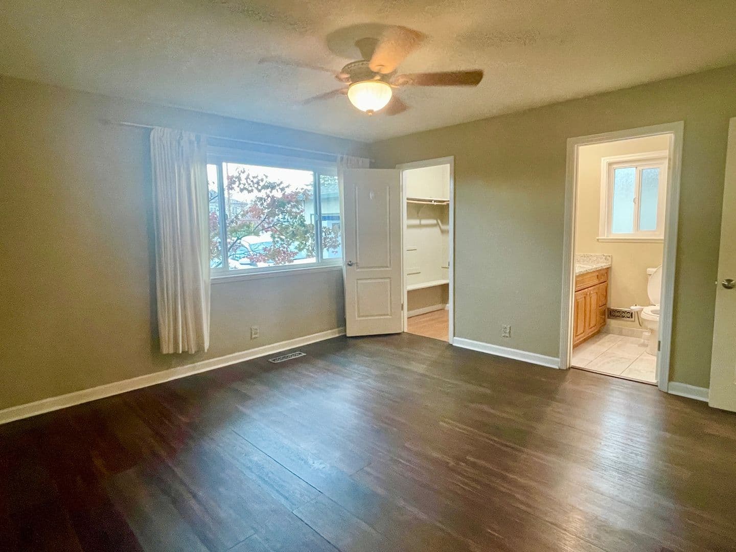 Campbell House: 1042 W. Hacienda Ave