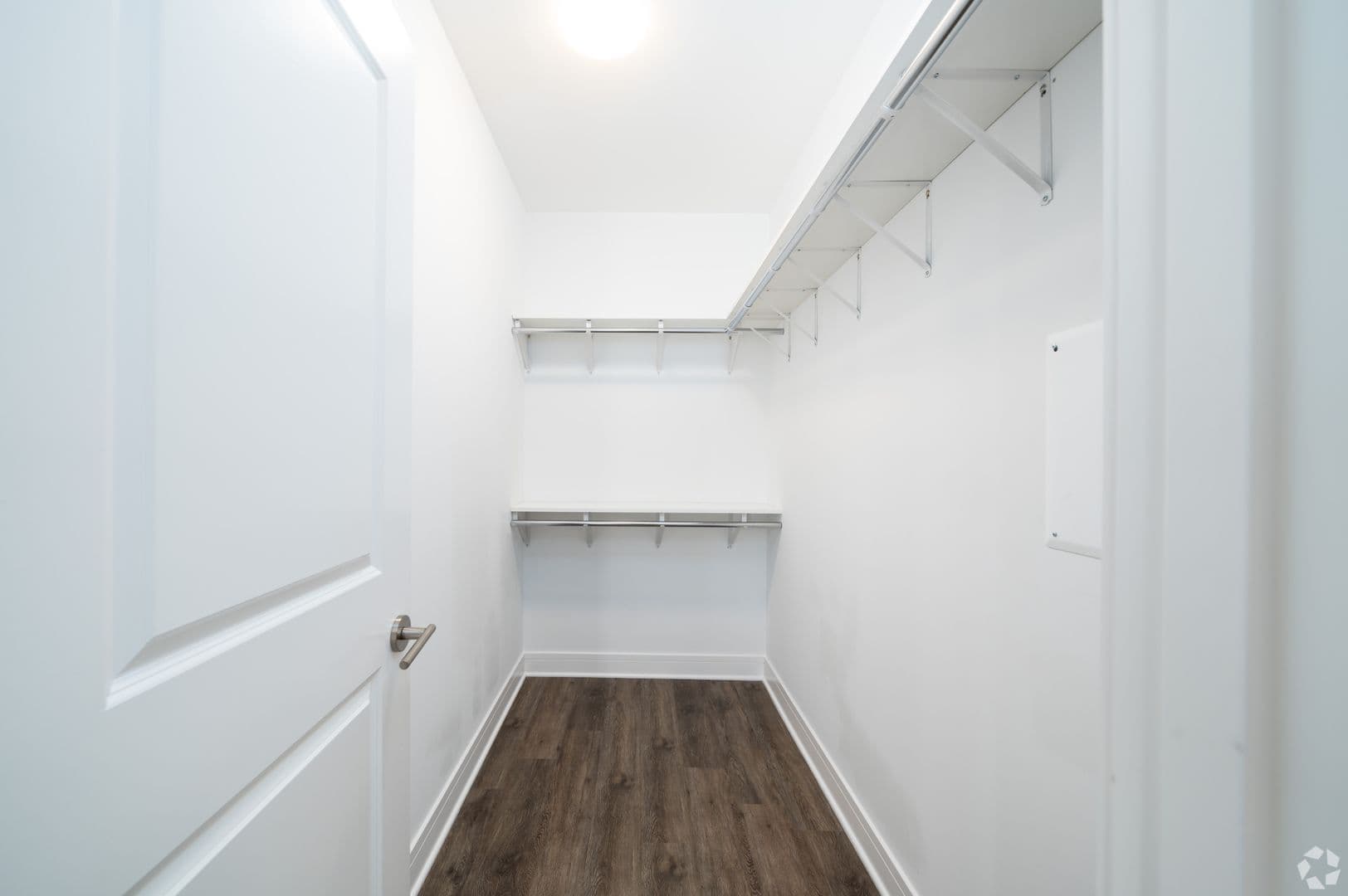 Chicago Apartment: 927 W. Irving Park