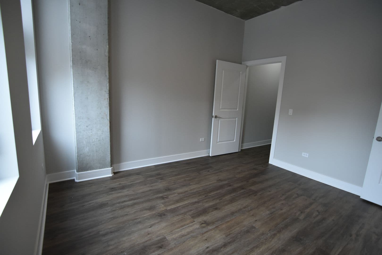 Chicago Apartment: 3817 - 45 N. BROADWAY ST