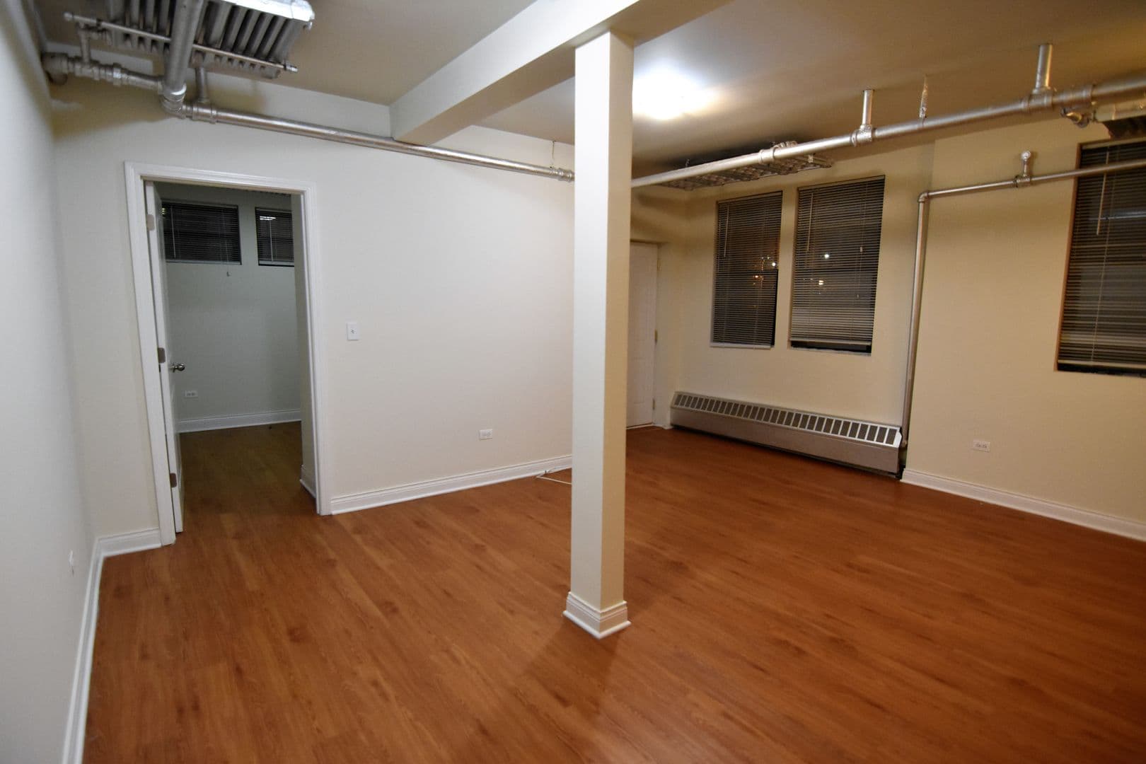 Chicago Apartment: 712-720 W. GRACE