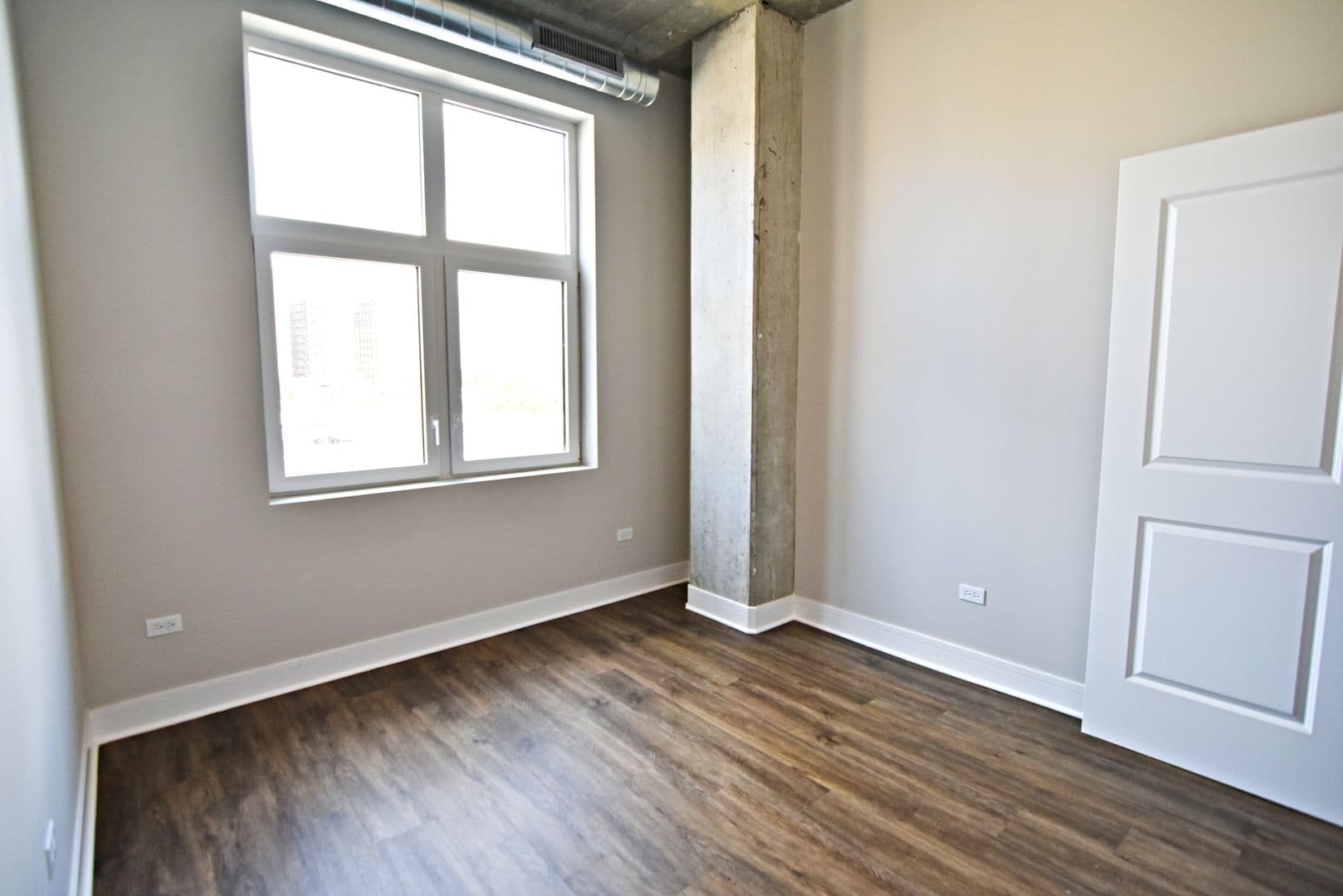 Chicago Apartment: 3817 - 45 N. BROADWAY ST