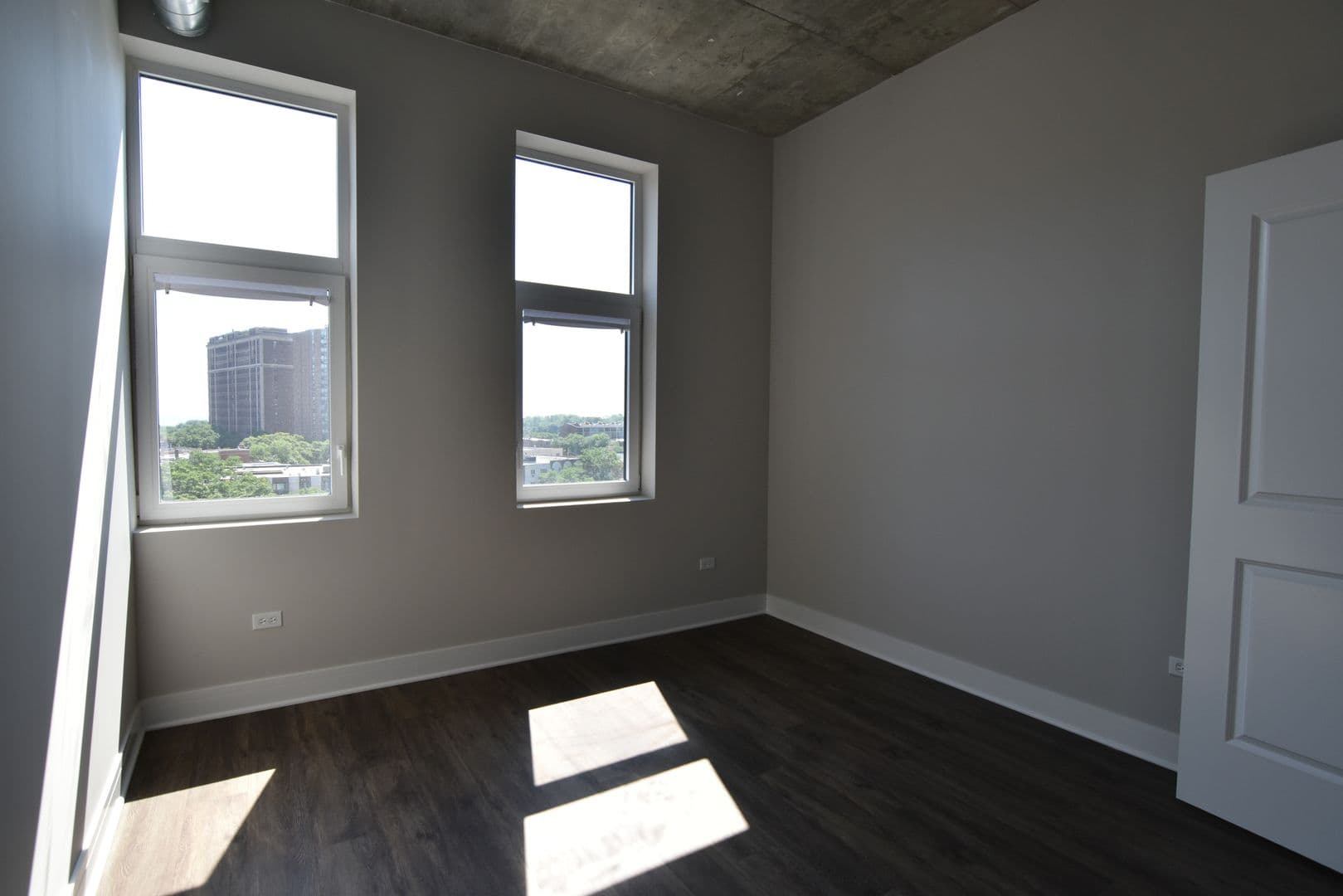 Chicago Apartment: 3817 - 45 N. BROADWAY ST