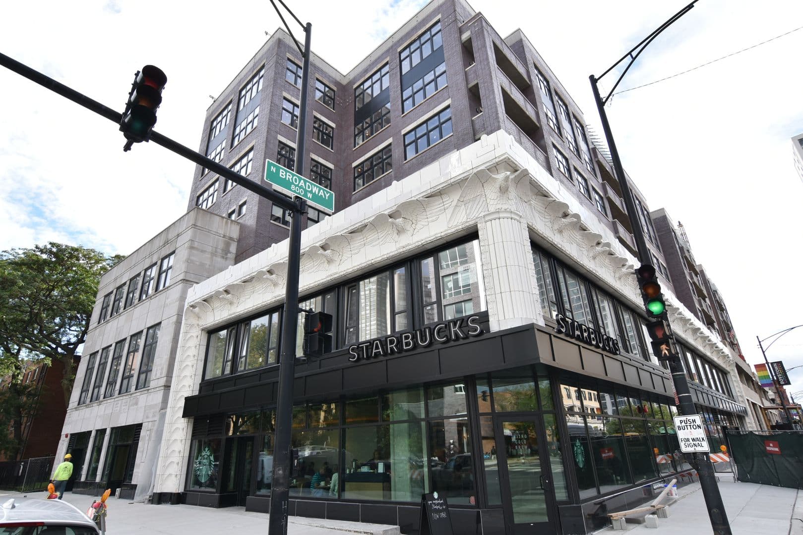 Chicago Apartment: 3817 - 45 N. BROADWAY ST