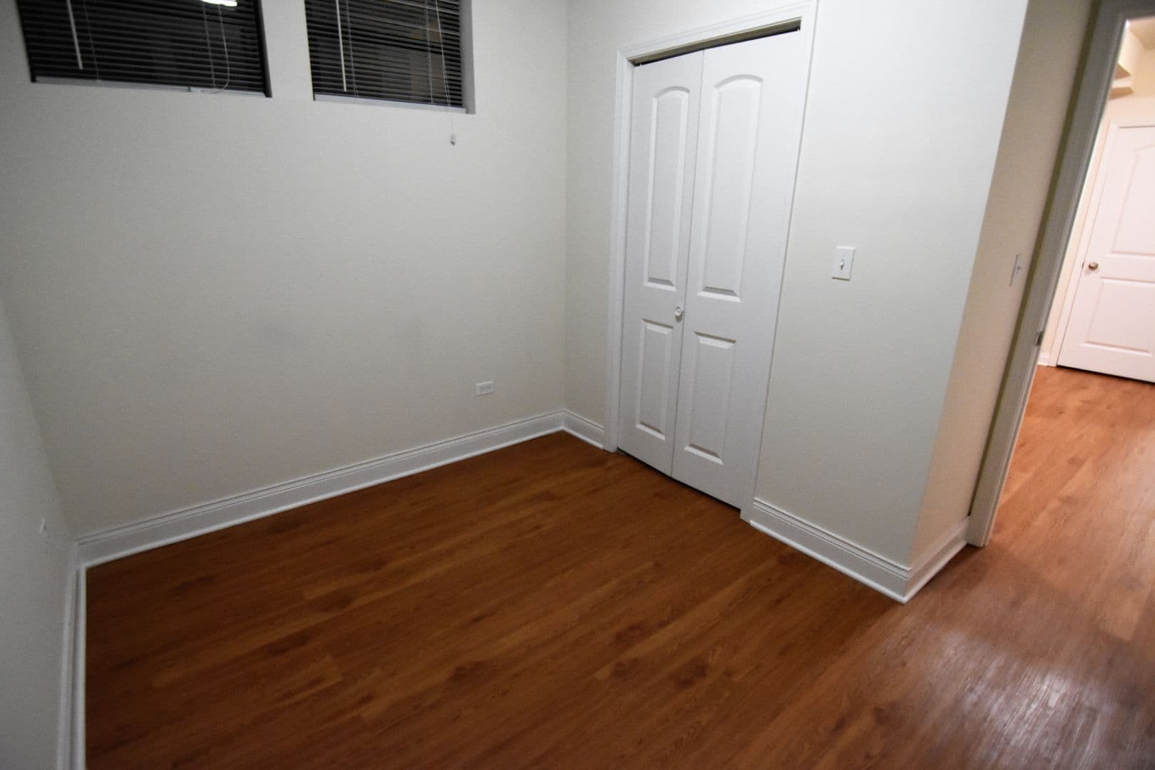 Chicago Apartment: 712-720 W. GRACE