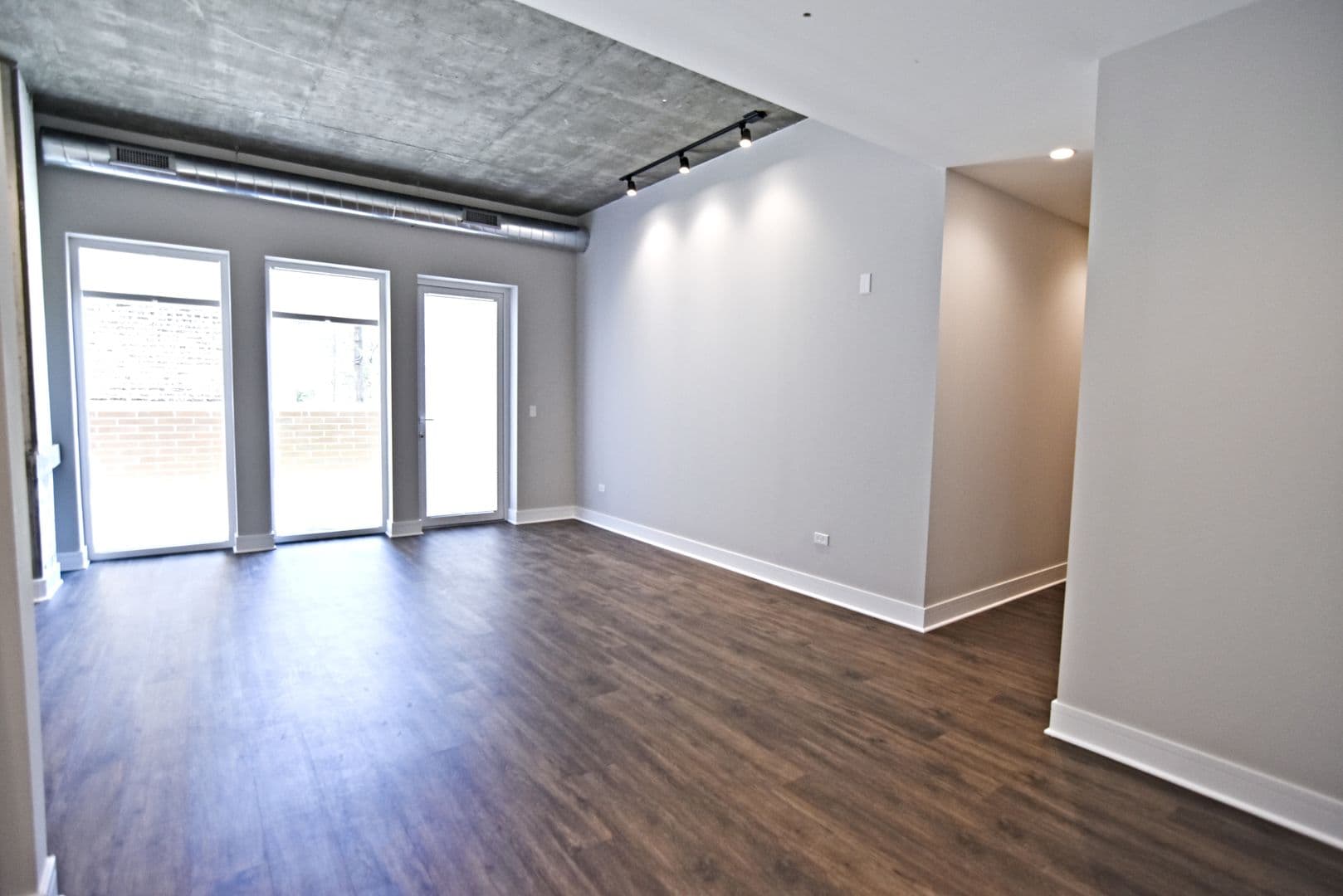 Chicago Apartment: 3817 - 45 N. BROADWAY ST