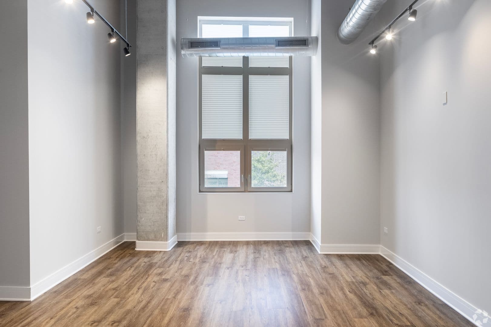 Chicago Apartment: 3817 - 45 N. BROADWAY ST