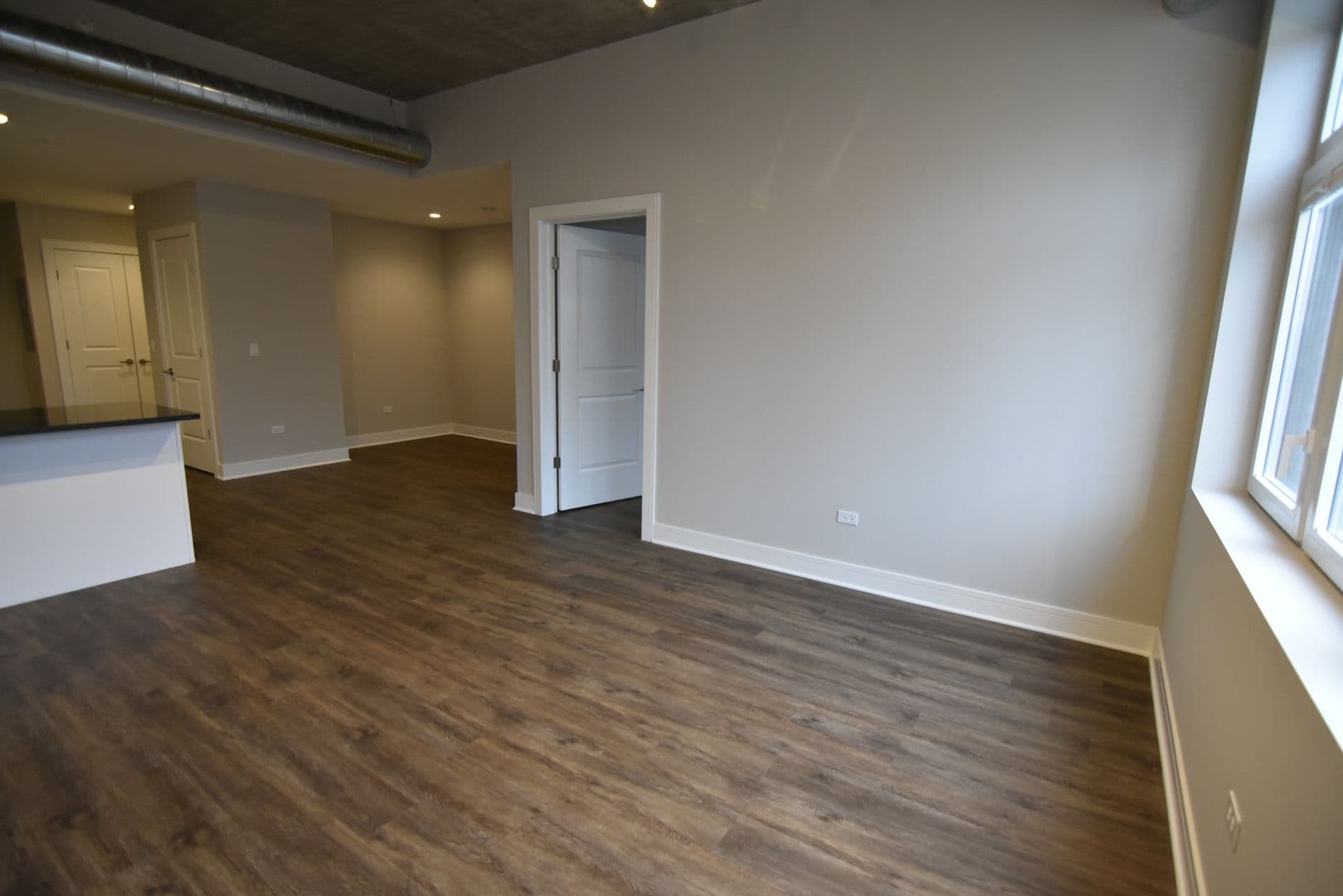 Chicago Apartment: 3817 - 45 N. BROADWAY ST
