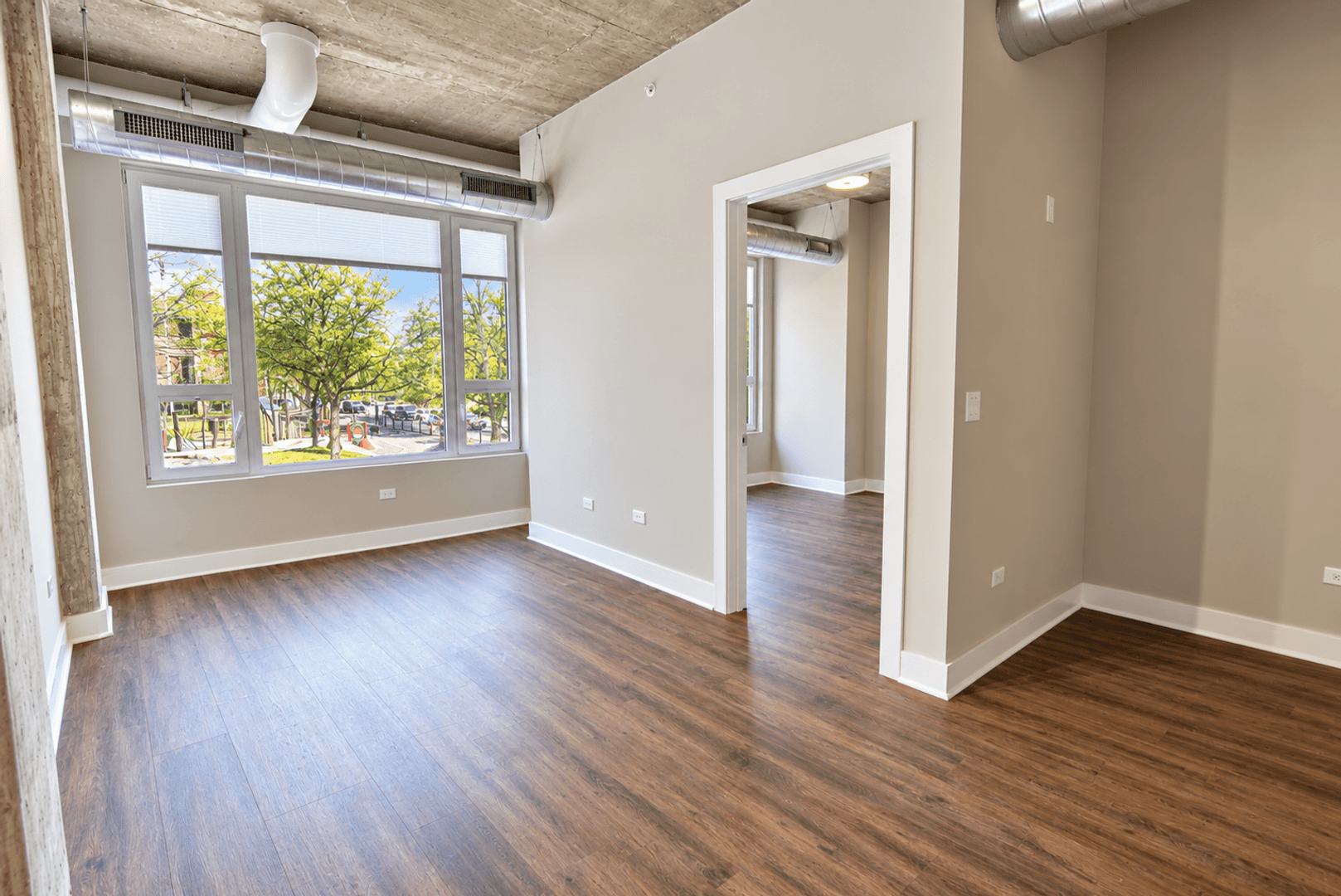Chicago Apartment: 3817 - 45 N. BROADWAY ST