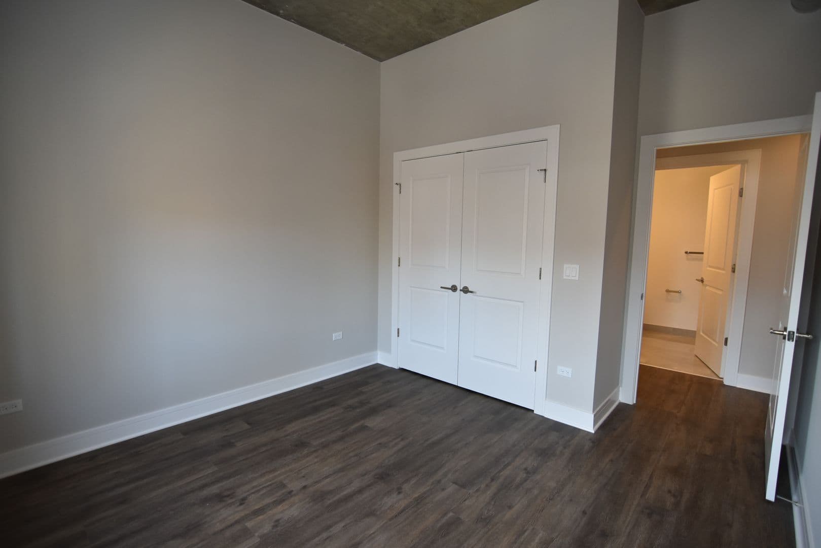 Chicago Apartment: 3817 - 45 N. BROADWAY ST