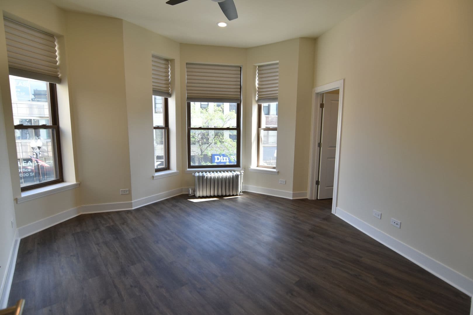 Chicago Apartment: 900-908 W. BELMONT