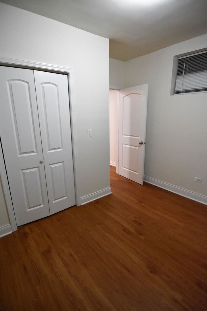 Chicago Apartment: 712-720 W. GRACE