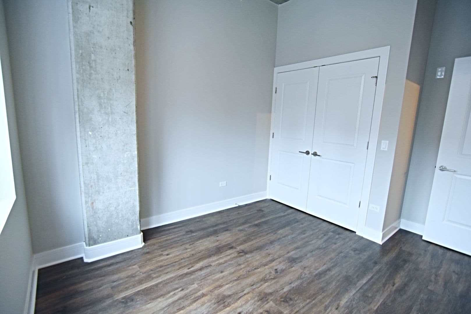 Chicago Apartment: 3817 - 45 N. BROADWAY ST