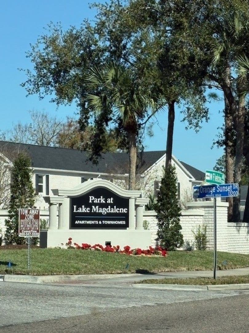 Tampa Apartment: 2539 Cedar Cypress Court