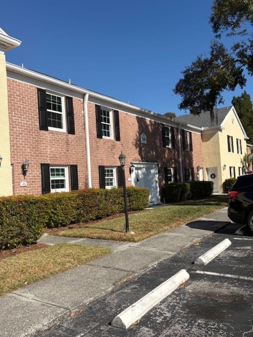 Tampa Apartment: 2539 Cedar Cypress Court