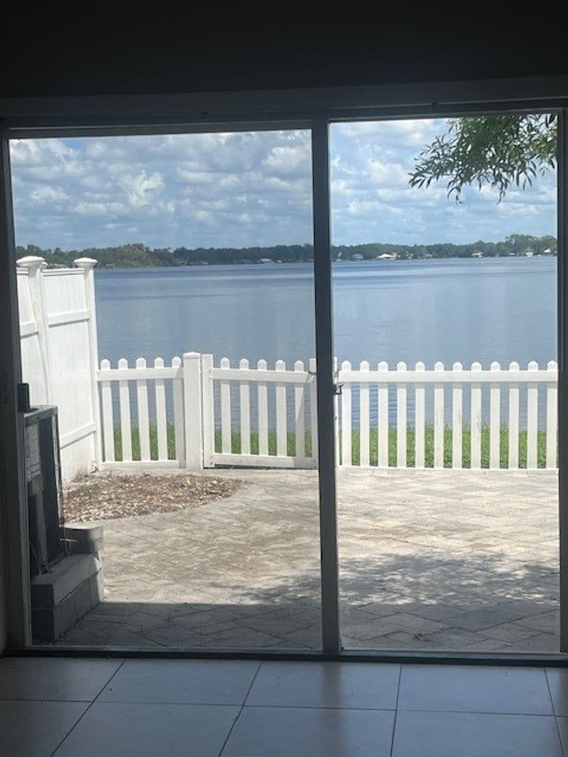 Tampa Apartment: 2539 Cedar Cypress Court